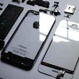 Check Out This Cool Transparent iPhone 4 Kit