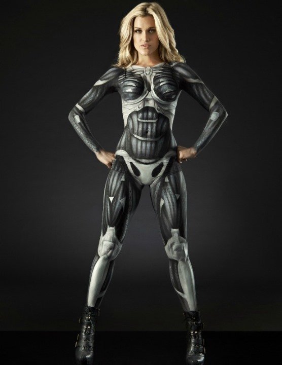 Ashley Roberts in Crysis 3 Nanosuit Bodypaint: Hot or Not?