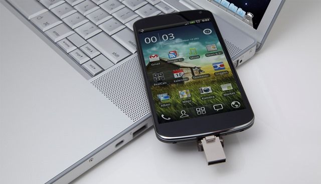 Kingston Releases the DataTraveler microDuo – A Dual Interface USB for Android Smartphones and Tablets